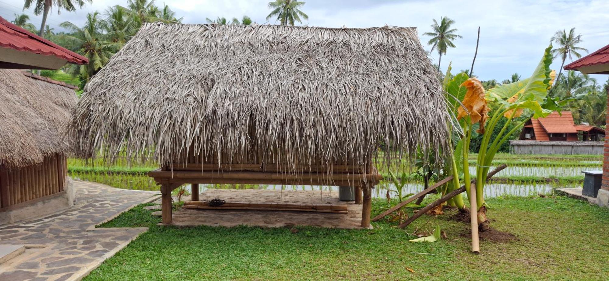 Uma Nirmala Aling-Aling Hotel Singaraja  Ngoại thất bức ảnh