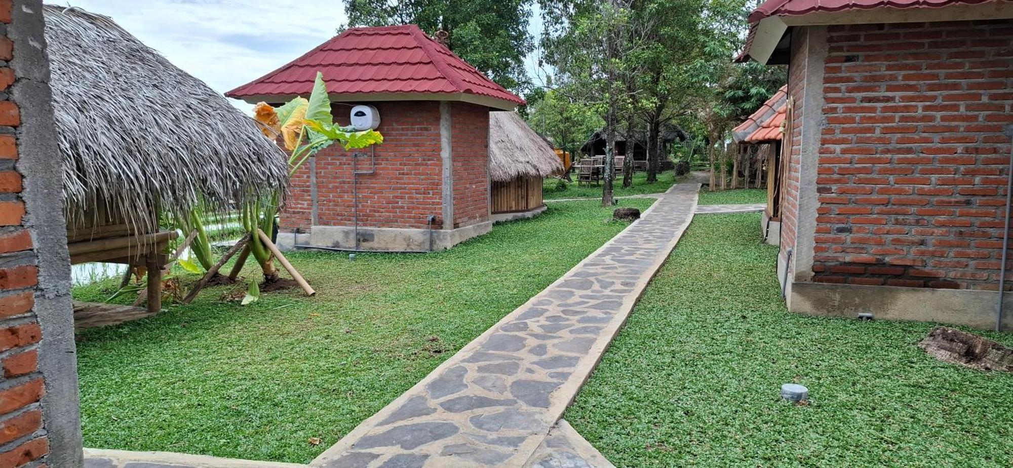 Uma Nirmala Aling-Aling Hotel Singaraja  Ngoại thất bức ảnh