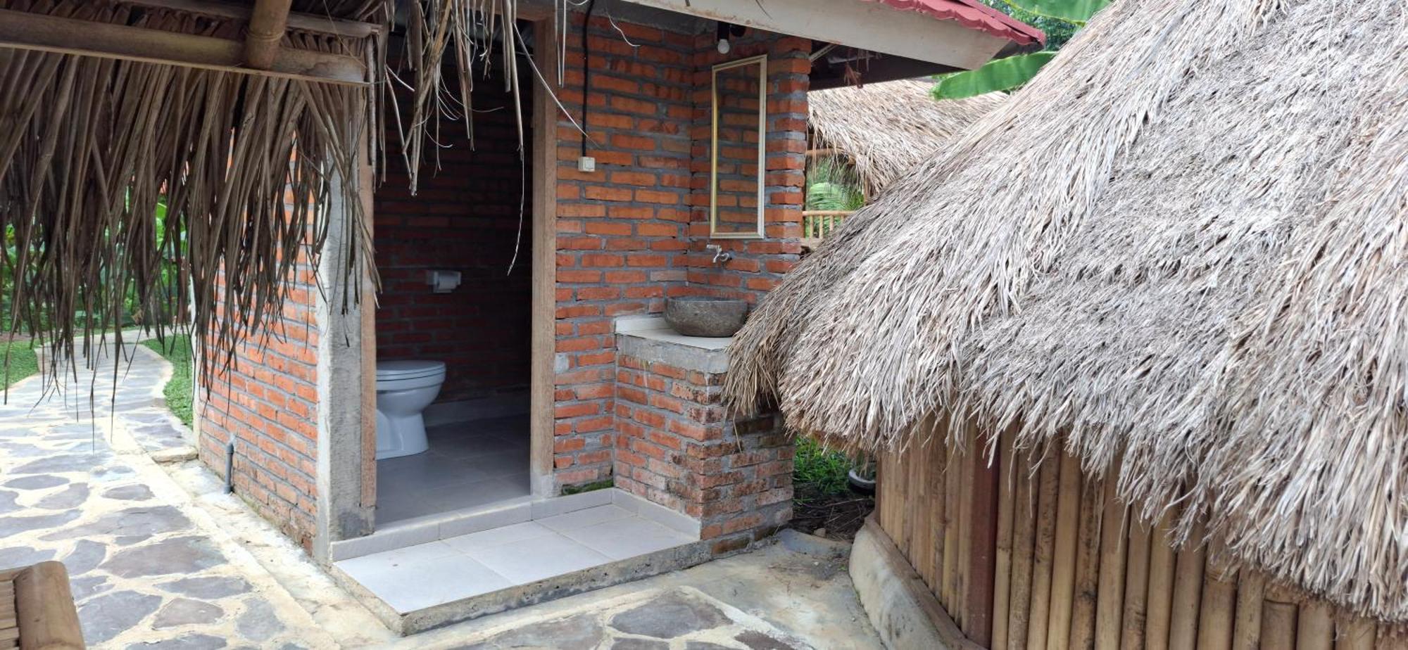 Uma Nirmala Aling-Aling Hotel Singaraja  Ngoại thất bức ảnh