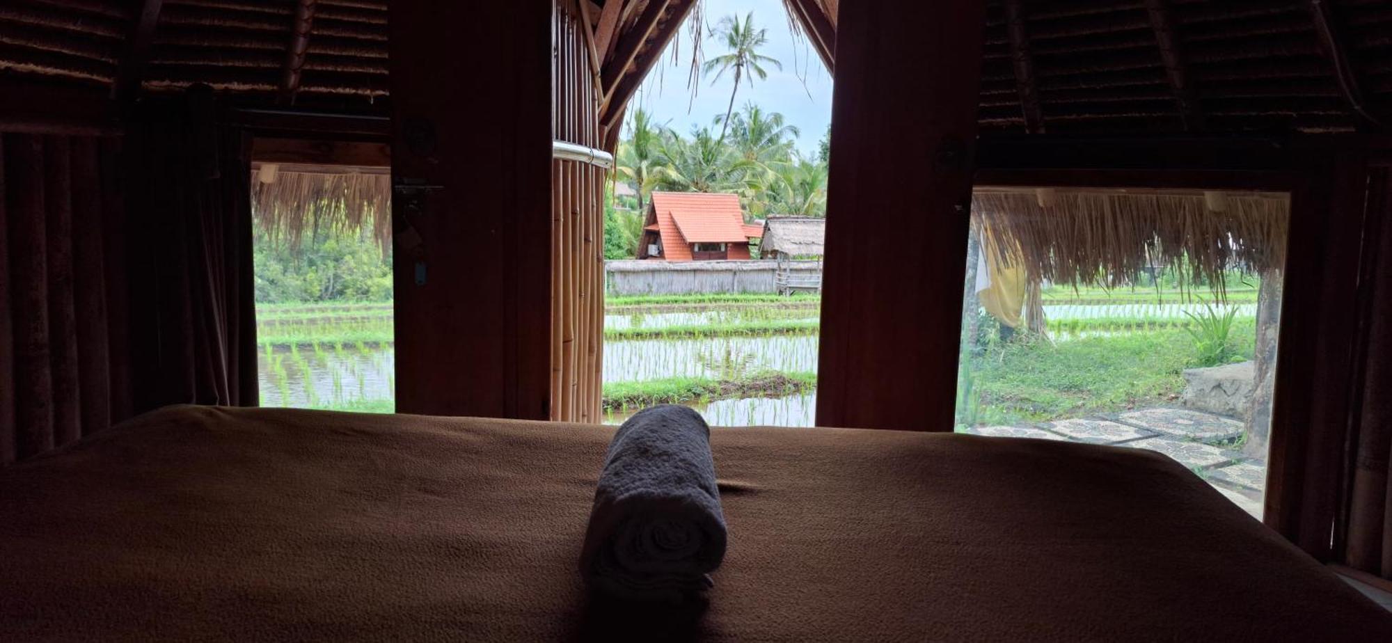 Uma Nirmala Aling-Aling Hotel Singaraja  Ngoại thất bức ảnh
