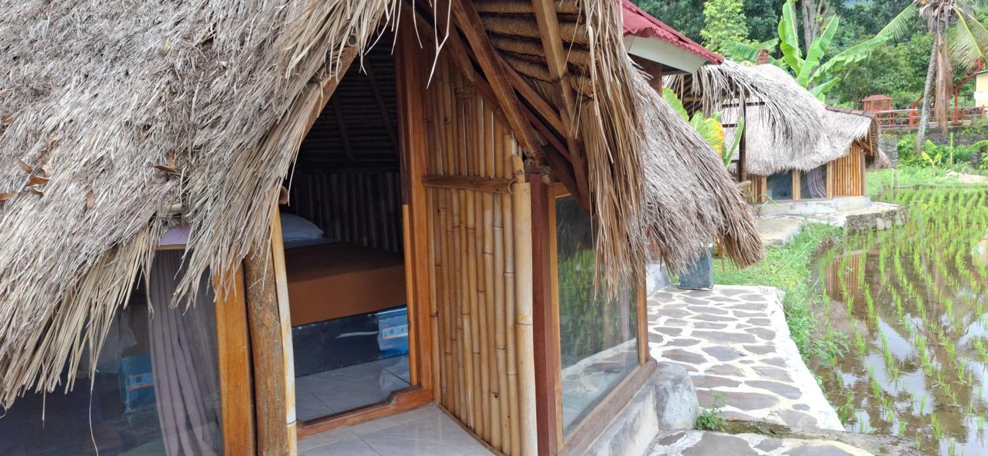 Uma Nirmala Aling-Aling Hotel Singaraja  Ngoại thất bức ảnh